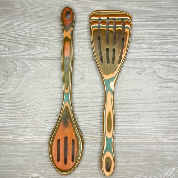 Pakkawood Turner Slotted Turner and Spoon red and green wood kitchen utensils - Picture 5 of 10